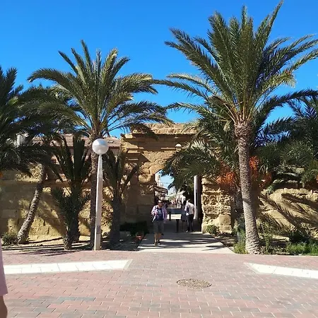 Residencial El Pinet La Mariña